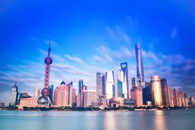 上海天际线全景 城市景观 现代建筑 蓝色天空 4K