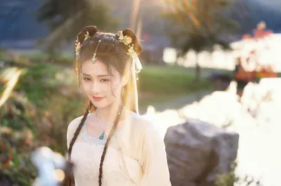古风少女 户外 古装 自然光 4K