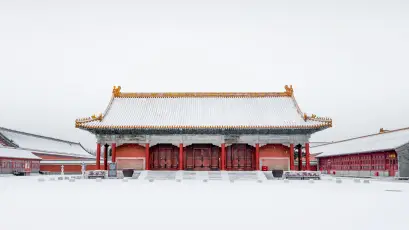 雪中古建筑 雪景 传统建筑 红色 4K