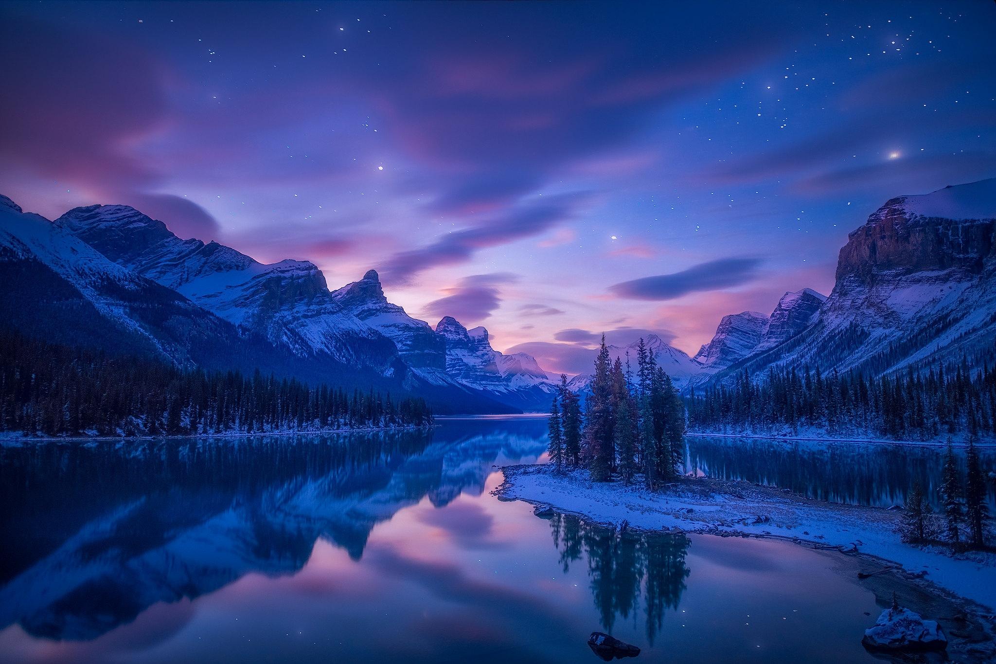 星夜雪山湖景 雪山 湖泊 星空 1080P