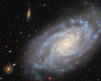 螺旋星系深空图 宇宙深空 星系图像 螺旋结构 4K