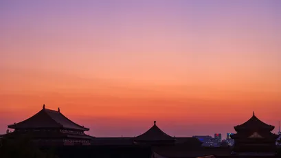 夕阳下的古建筑剪影 夕阳 古建筑 剪影 1080P