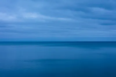 宁静海面 海面 宁静 蓝色 8K