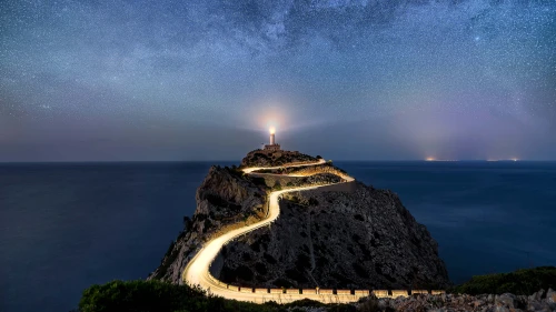 星空下的海边灯塔 灯塔 星空 夜景 4K