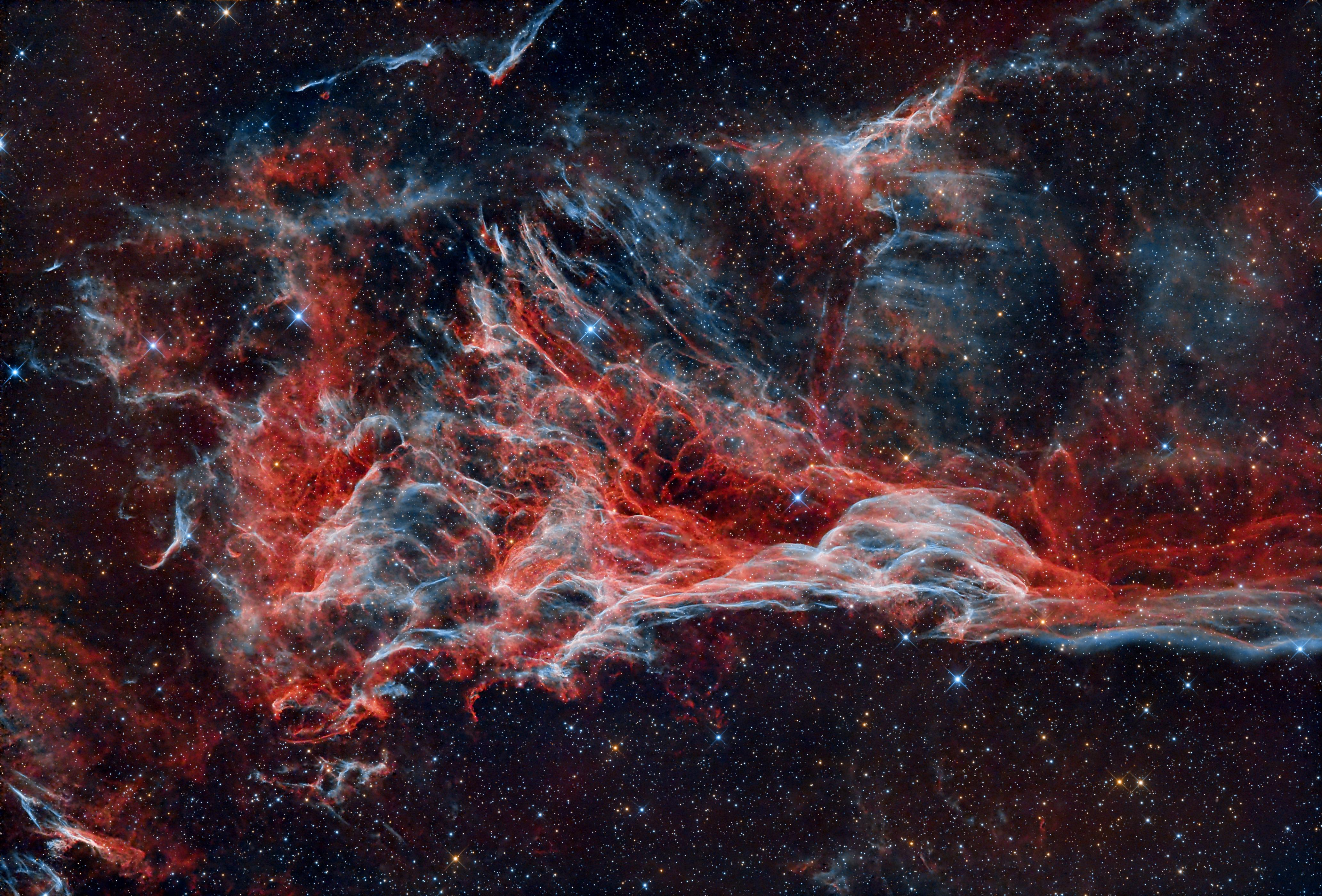 宇宙中的红色星云 宇宙 星云 太空 4K