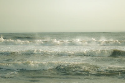 薄雾下的海浪 海洋 海浪 风景 4K