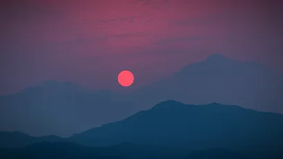 山间落日 自然风光 黄昏 红色 4K