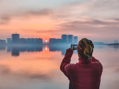 湖畔晨曦摄影 城市日出 湖面倒影 摄影 4K